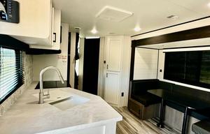 2024 BRAND NEW! Jayco Jay Flight 235MBH