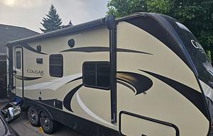 2019 Keystone RV Cougar Half-Ton Series 22RBS