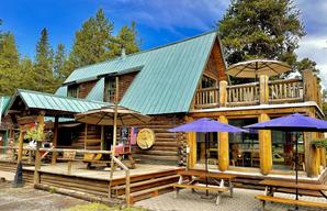 Paulina Lake Lodge