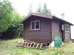 Softuk Bar Cabin