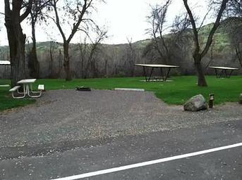 Mann Creek Campground site 8