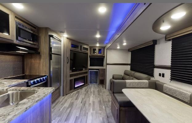 2020 CrossRoads RV Zinger ZR292RE RV rental photo 1
