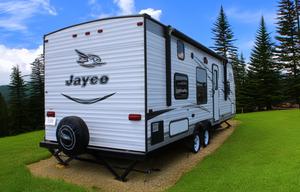 "Sweet Escape" Spacious 10-Person RV - Festivals