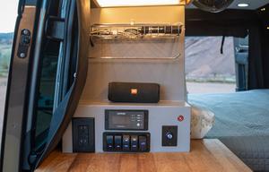 ROMR03 -- Pleasure-Way Rekon 4x4 Adventure Van