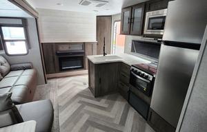 2020 Forest River RV Salem 30QBSS RV rental photo 6