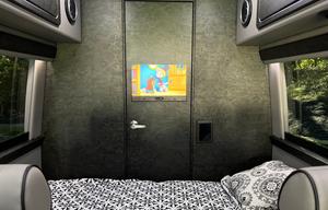 Black VanLife 3, Luxe Cruiser 24ft