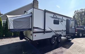 The 2020 Jayco Jay Feather, cozy cabin on wheels!