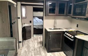 Parker’s Trailer 2022 Transcend 265BH