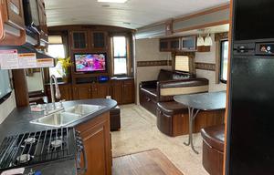 2015 Keystone Bullet 30REPR