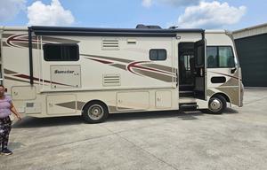 2016 Winnebago Sunstar HAL 1790