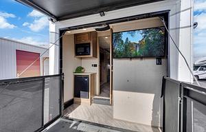 North Cascades Bounder | Luxury | Spacious | Vegas