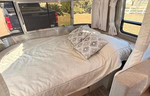 Bambino - Cozy 2024 Airstream Bambi 22FB