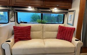 Luxury 2017 Winnebago- 2 FULL Baths/Bunks-Families