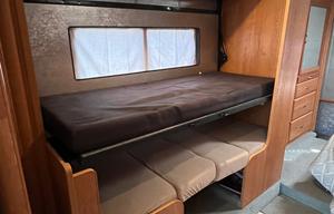 2016 Storm 32H RV rental photo 13