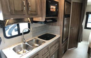 Brand new 2020 Jayco Redhawk SE 22C *electr awning