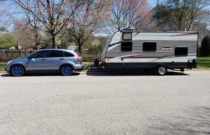 NO LIMITS! Easy tow! Sleeps 5! BUNKS!