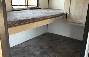2022 Prowler 315BH RV rental photo 8