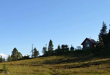 J04, Loop: AREA JOHN MUIR CABIN