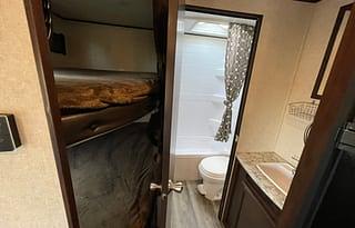 Spacious Clean 29' Jayco Baja Travel Trailer