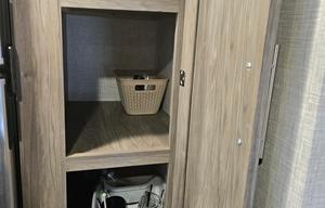 Comfy Cozy 2021 CrossRoads RV Zinger Lite ZR211RD