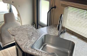 2019 Thor Motor Coach Freedom Elite 28FE