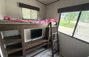 2019 Arctic Wolf 38' Bunkhouse 5th Wheel- sleeps 8