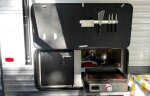 Outdoor kitchen and Bunkhouse - Delivery ONLY