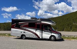 Luxury Mercedes-Benz Entegra  Unlimited Generator