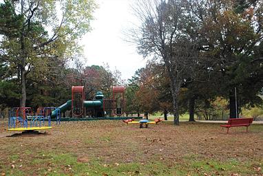 Brooken Cove Playground 