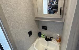 2022 Della Terra 250BH RV rental photo 11