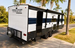 NEW 2025 ! Sugar Wolf ! Double Bunks • Sleeps 8