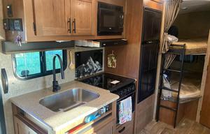 2021 Outdoors RV Creek Side Mountain Series 21DBS