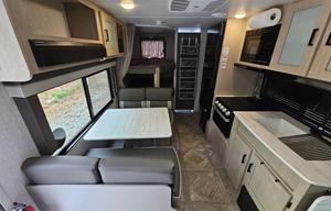 2023 Forest River RV Wildwood X-Lite 19DBXL RV rental photo 5