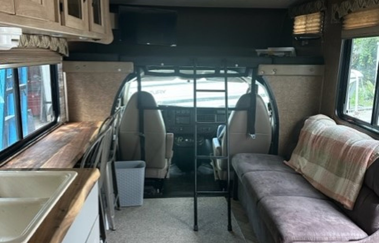 2016 Coachman Freelander