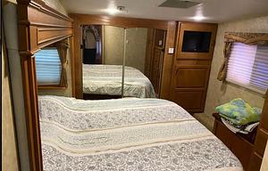 2010 Jayco Designer 37RLQS