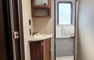 Cavs Camper - Beautiful 37' TT with Bunk House!!