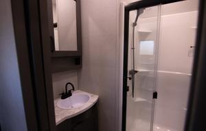 Brand New Grand Design 2023 Fifth Wheel