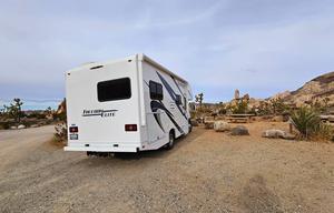 25ft. RV — easy to drive, unique trip experience!