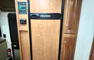 Get Out of Town 2018 Winnebago Sunstar 31BE