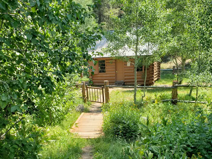 Aspen Cabin (Fremont-winema National Forest, OR)