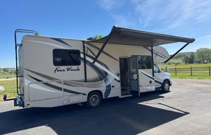The Cheetah | Glamping on Wheels – Sleeps 6-8