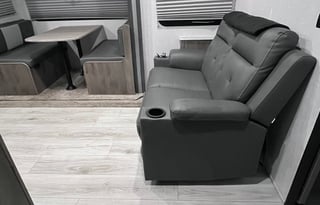 Fully equipped and super cozy camper
