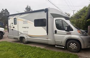 2015 Winnebago Trend 23B Close to EUG Airport