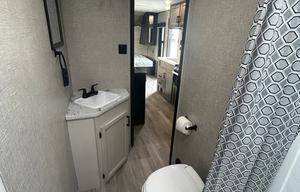 R&R camperrental family & pet adventure