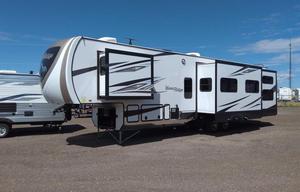 2019 Highland Ridge 427BHS Bunkhouse 5th Wheel