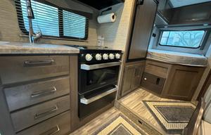 John's Thor Motor Coach Four Winds 22E