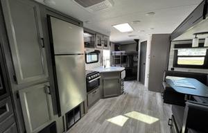 GLAMPING- 2022 , Comfy KING, kids/dogs welcome!