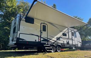 2021 Winnebago Industries Towables Voyage 3033BH RV rental photo 25