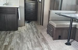 2021 Grand Design Reflection 28BH RV rental photo 3