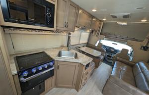 Thor Daybreak | Comfy and Well-Built Class C RV